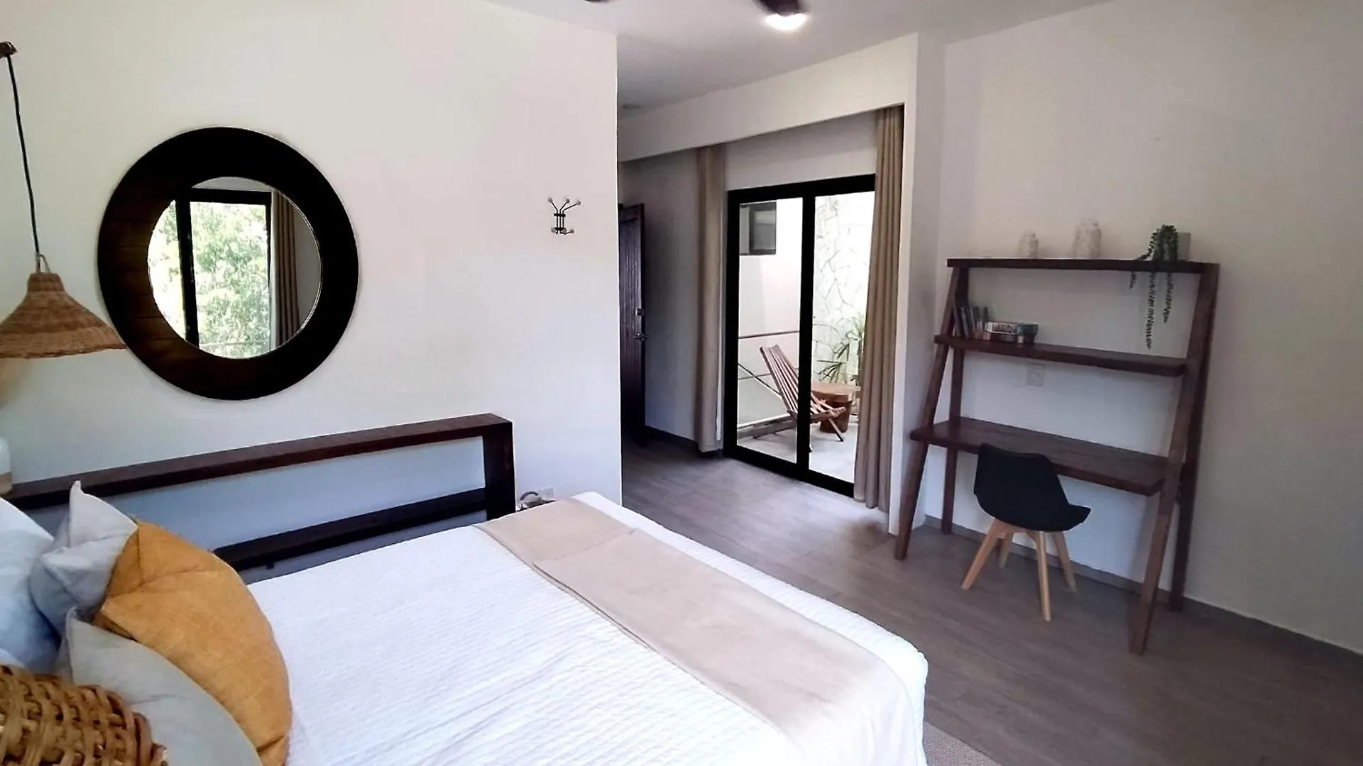 Villa Tucanes 5 Bdr 10 Ppl Tulum