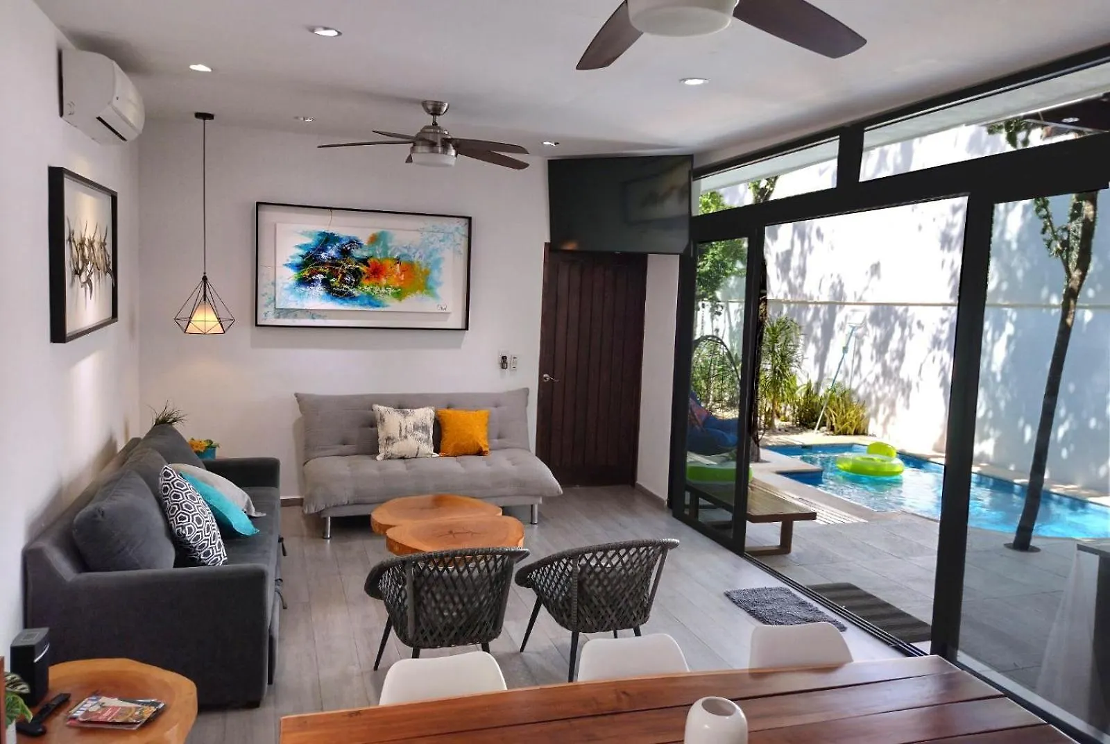 Villa Tucanes 5 Bdr 10 Ppl Tulum