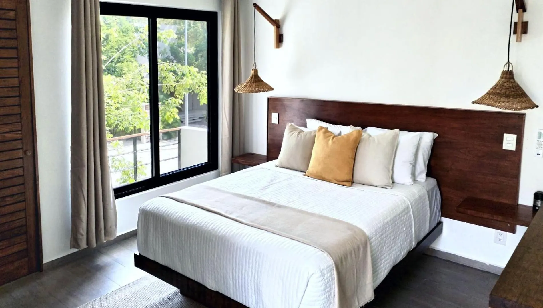 Villa Tucanes 5 Bdr 10 Ppl Tulum